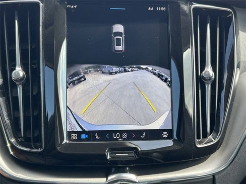 Used 2024 Volvo XC60 B5 Core image 22