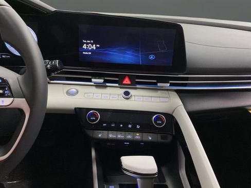 New 2026 Hyundai Elantra Limited image 9