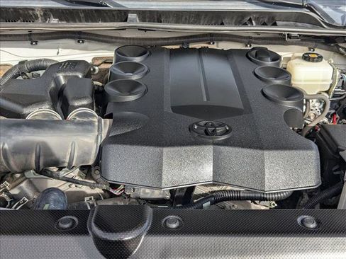 Used 2019 Toyota 4Runner SR5 image 19