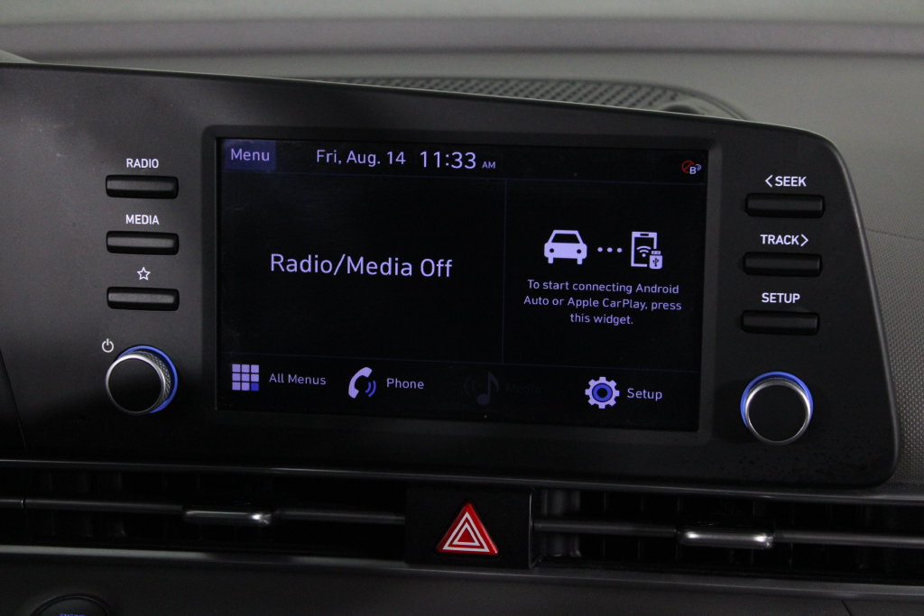 Certified 2022 Hyundai Elantra SEL FWD image 9