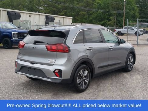 Used 2022 Kia Niro LXS FWD image 13