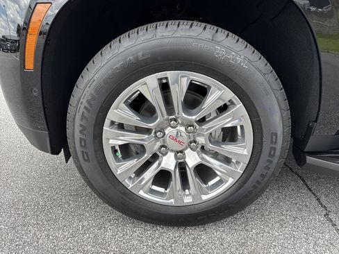 New 2026 GMC Yukon Denali AWD/4WD image 13
