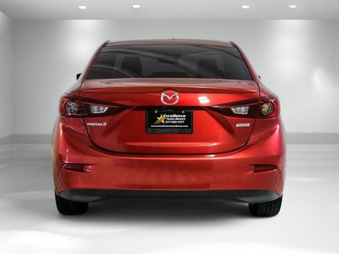 Used 2018 MAZDA MAZDA3 Touring FWD image 7
