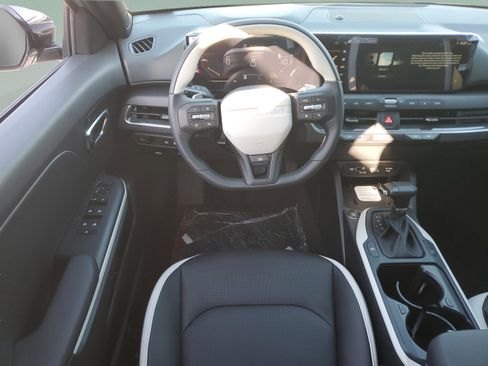 New 2026 Kia K4 GT-Line image 9