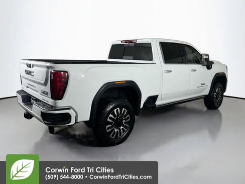 Used 2024 GMC Sierra 3500 Denali Ultimate image 15