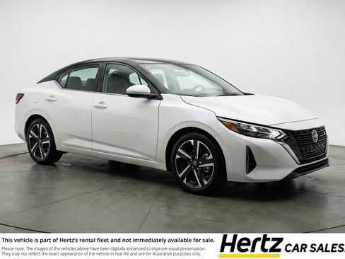 Used 2025 Nissan Sentra SV image 1