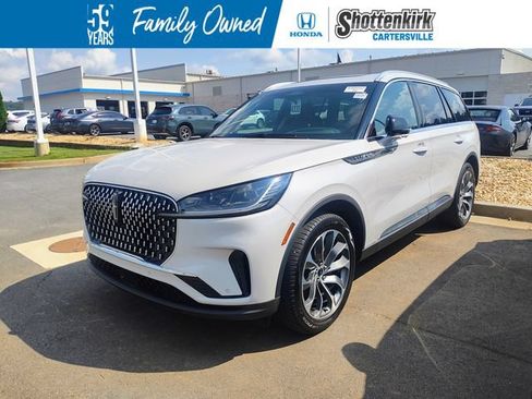 Used 2025 Lincoln Aviator Reserve w/ Illumination Package AWD/4WD image 1