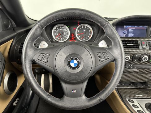 Used 2010 BMW M6 Convertible image 15