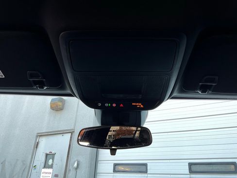 Used 2025 Chevrolet Equinox LT image 15