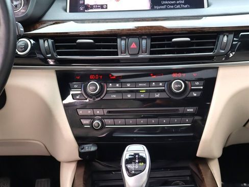 Used 2017 BMW X5 xDrive50i AWD/4WD image 15