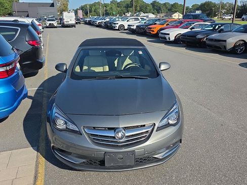 Used 2017 Buick Cascada Premium FWD image 4