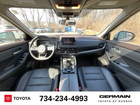 Used 2023 Nissan Rogue SV w/ SV Premium B Package AWD/4WD image 15