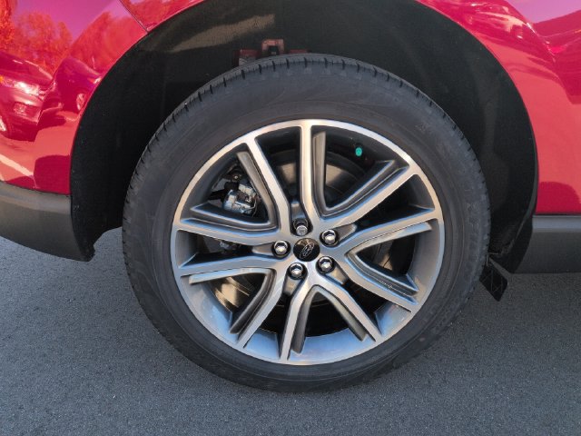 Certified 2024 Ford Edge Titanium AWD/4WD image 12