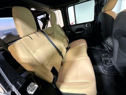 Used 2020 Jeep Wrangler Unlimited Sport image 36