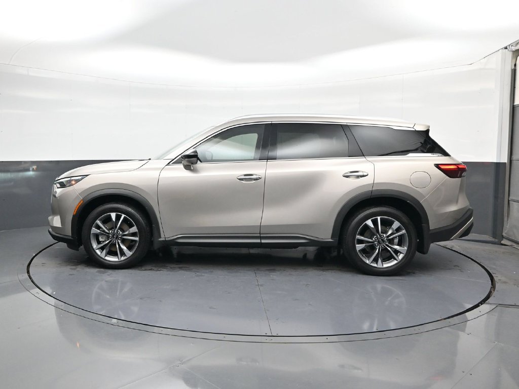 Used 2023 INFINITI QX60 Luxe w/ Vision Package AWD/4WD image 5