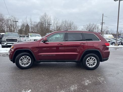 Used 2018 Jeep Grand Cherokee Laredo image 4