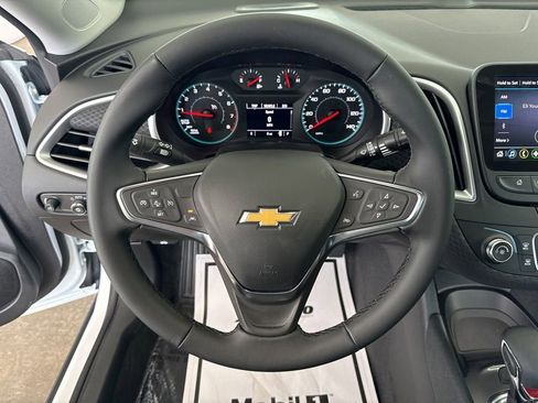 New 2025 Chevrolet Malibu RS image 15