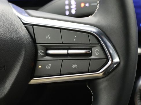 Used 2025 Chevrolet Blazer EV LT image 19