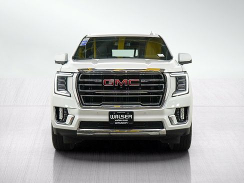 Used 2024 GMC Yukon SLT w/ SLT Luxury Package AWD/4WD image 8