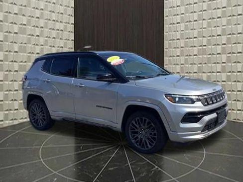 Certified 2022 Jeep Compass High Altitude AWD/4WD image 2
