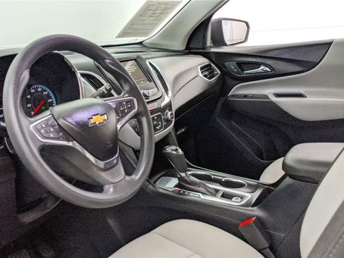 Used 2019 Chevrolet Equinox LS w/ LS Convenience Package FWD image 14