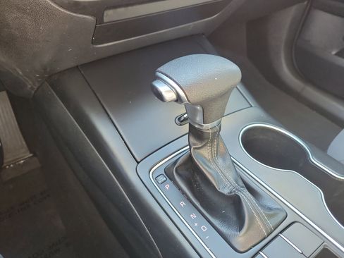 Used 2019 Kia Sorento LX image 23