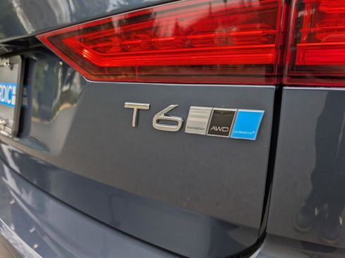 Used 2019 Volvo V60 T6 Inscription AWD/4WD image 23