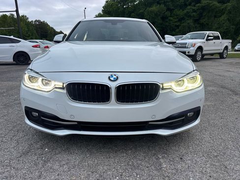 Used 2017 BMW 330i Sedan RWD image 3