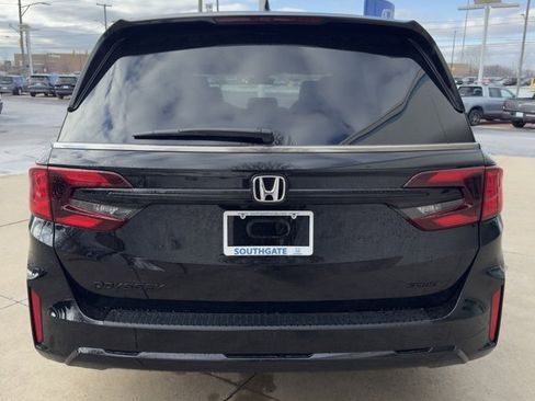 New 2026 Honda Odyssey Sport-L image 4