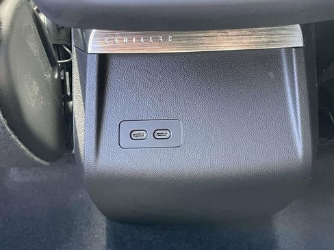 New 2026 Cadillac Lyriq Sport image 13