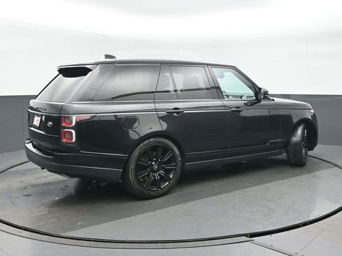 Used 2020 Land Rover Range Rover HSE image 3