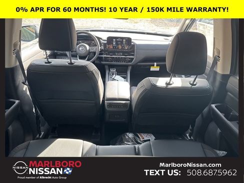 New 2025 Nissan Pathfinder SL image 23