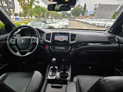 Used 2017 Honda Ridgeline Black Edition image 19