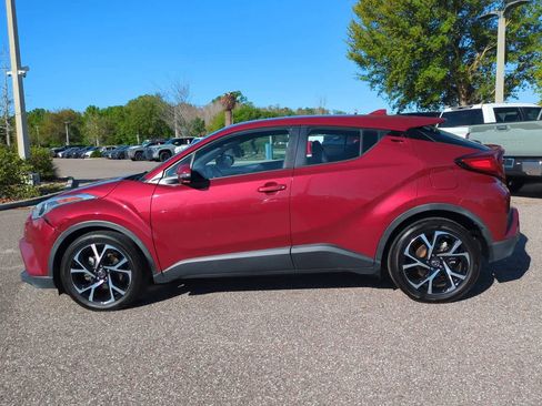 Certified 2018 Toyota C-HR XLE image 3