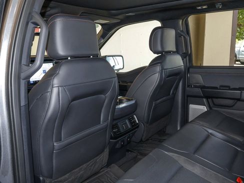 Used 2025 Ford F150 Raptor AWD/4WD image 38