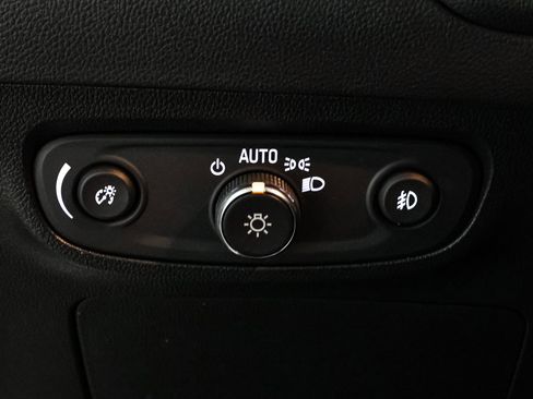 Certified 2023 Buick Encore GX Essence w/ Advanced Technology Package image 31