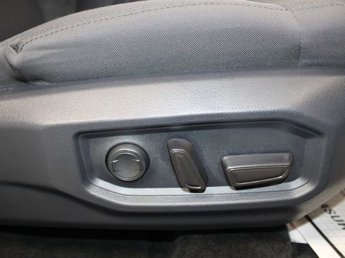 Used 2025 Toyota Sequoia SR5 AWD/4WD image 35