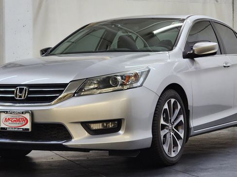 Used 2015 Honda Accord Sport image 11