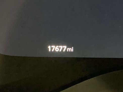 Certified 2025 Toyota Sienna XSE image 18