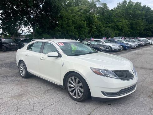 Used 2013 Lincoln MKS FWD image 3