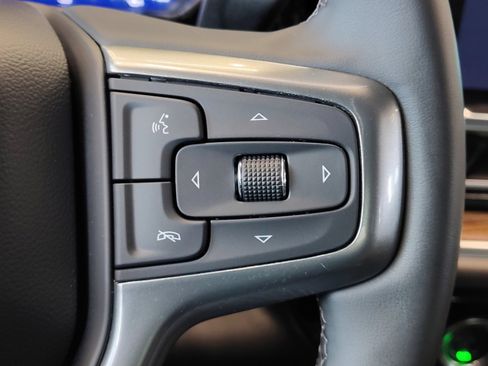 Used 2024 Chevrolet Silverado 1500 LT AWD/4WD image 17