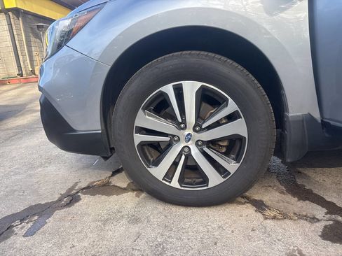 Used 2019 Subaru Outback 3.6R Limited image 17