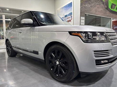 Used 2016 Land Rover Range Rover HSE image 19