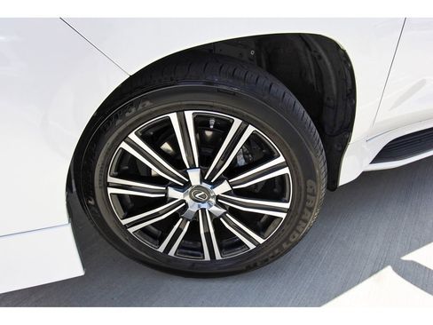 Used 2020 Lexus LX 570 4WD w/ Sport Package image 30