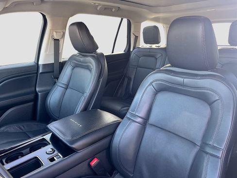 Used 2025 Lincoln Aviator Reserve w/ Jet Appearance Package AWD/4WD image 22