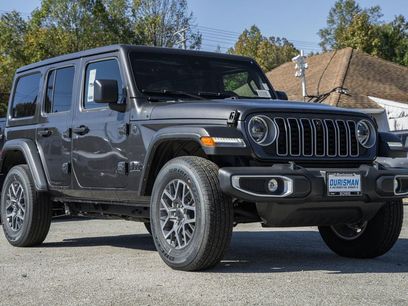 New 2025 Jeep Wrangler Sahara w/ Technology Group