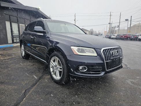 Used 2017 Audi Q5 2.0T Premium image 3