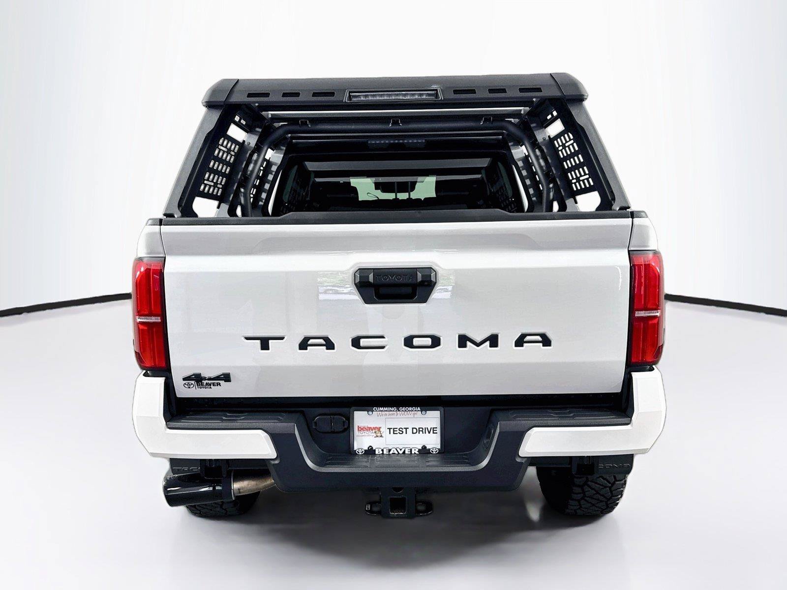 Certified 2025 Toyota Tacoma SR5 AWD/4WD image 12