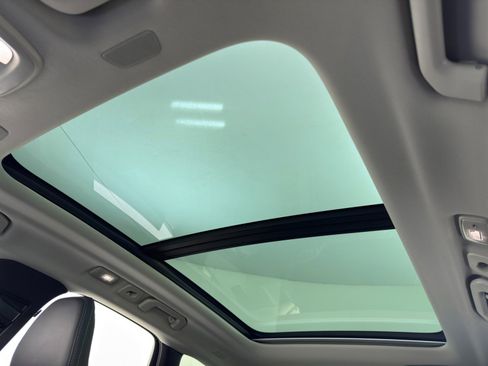 Used 2024 Volvo XC60 T8 Ultimate w/ Protection Package Premier image 12