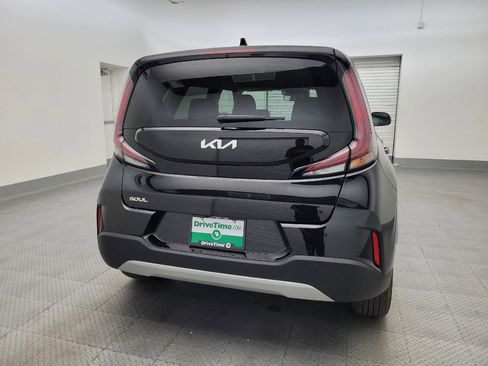 Used 2025 Kia Soul LX image 7